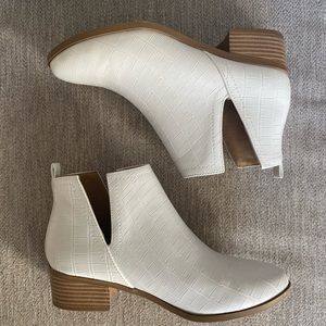 Soda Ankle Booties